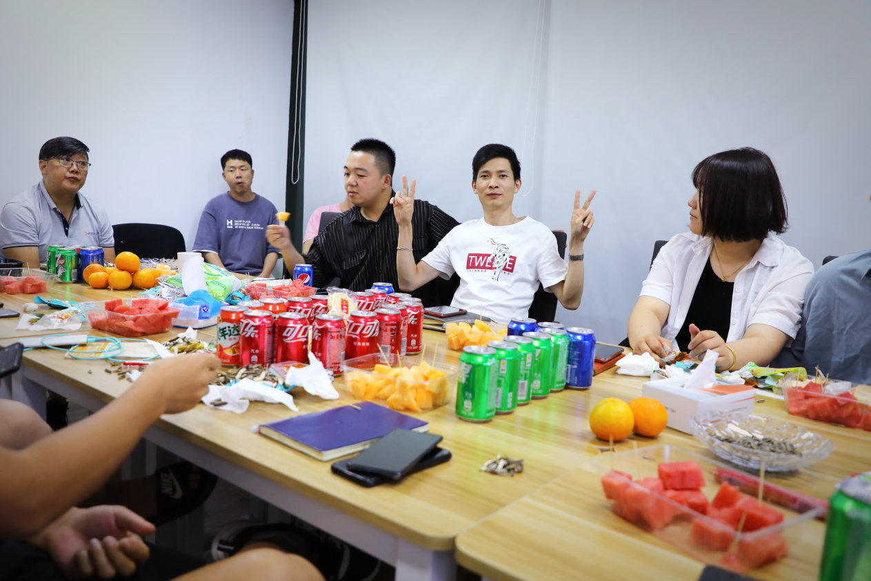 恒信彩工控茶话会.png